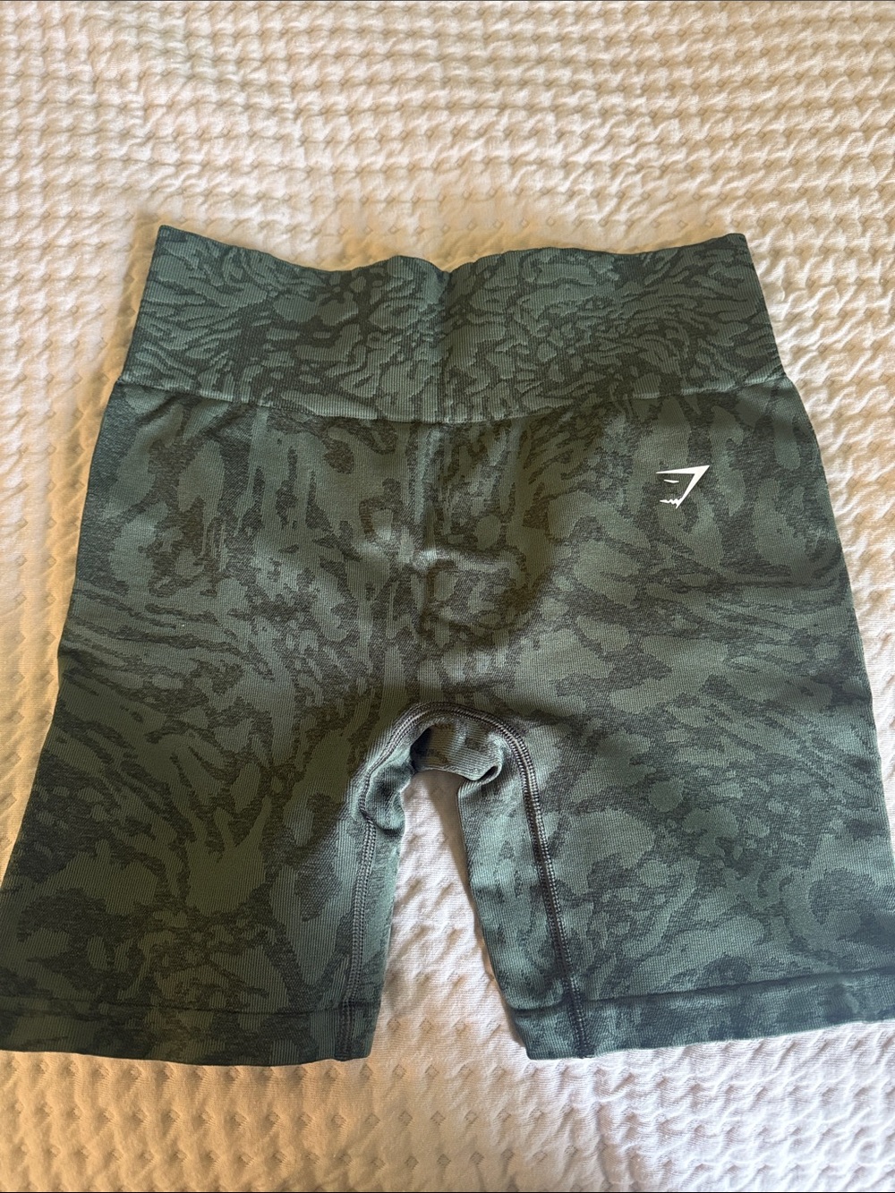 Gymshark Adapt x Whitney Shorts- force green/winter olive